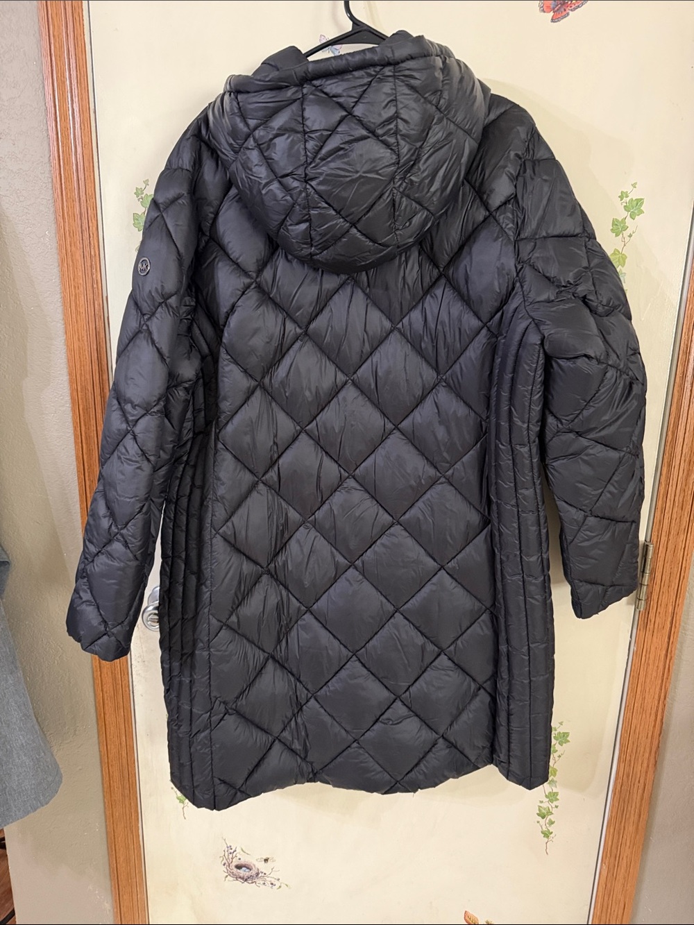 Michael Kors Black Quilted Hooded Packable Puffer Jacket with Packable Pouch - Picture 5 of 7